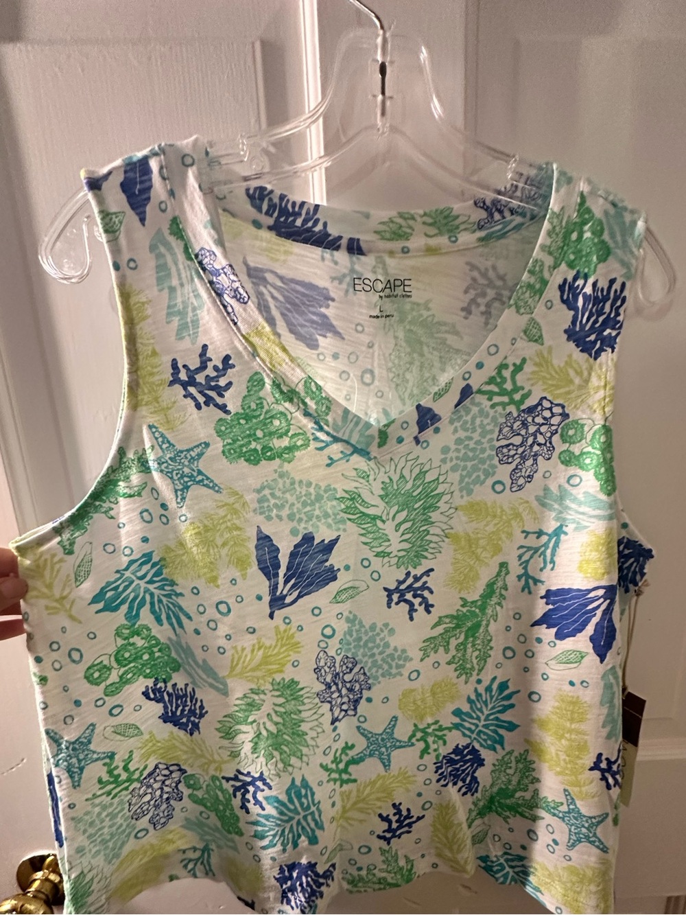 Escape by habitat Sea-Print V-Neck Tank Top in White with Blue & Green